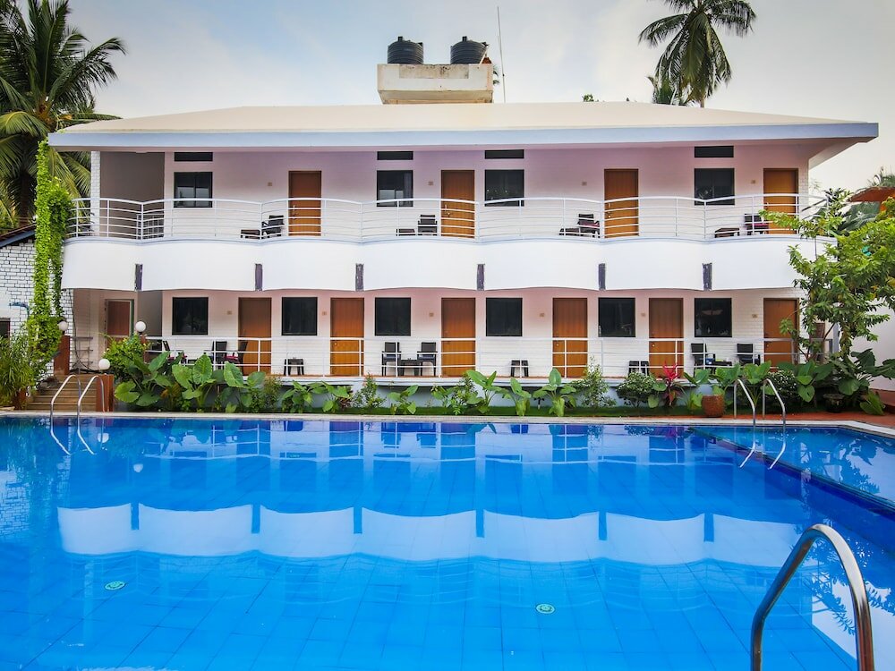 Фото Oyo 22056 Arambol Plaza Beach Resort