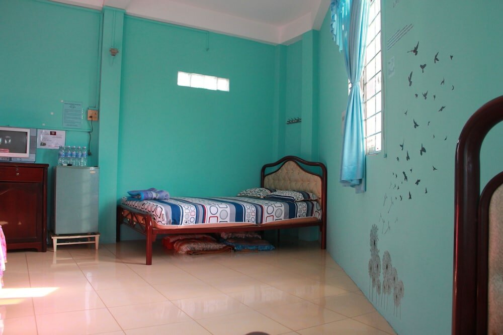 Фото Huynh Huong Guesthouse