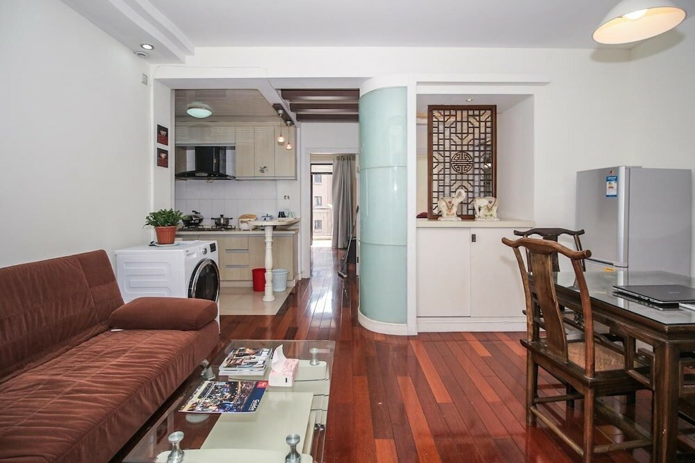 Фото Ellies Apartment Biyun Branch