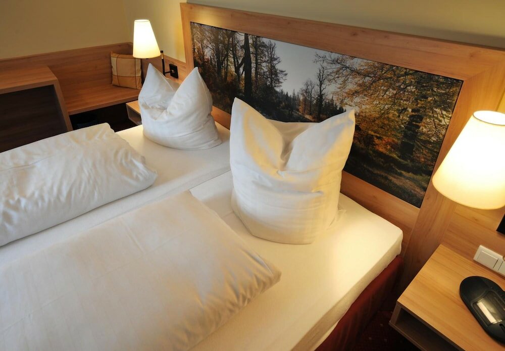 Фото Hotel Gasthaus Zum Kellermann