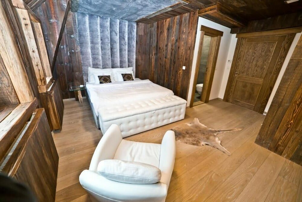 Фото Chalet Petit Palais