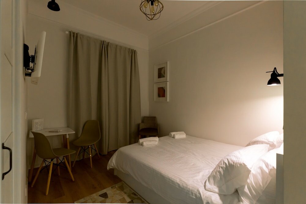 Фото Dinostratus House