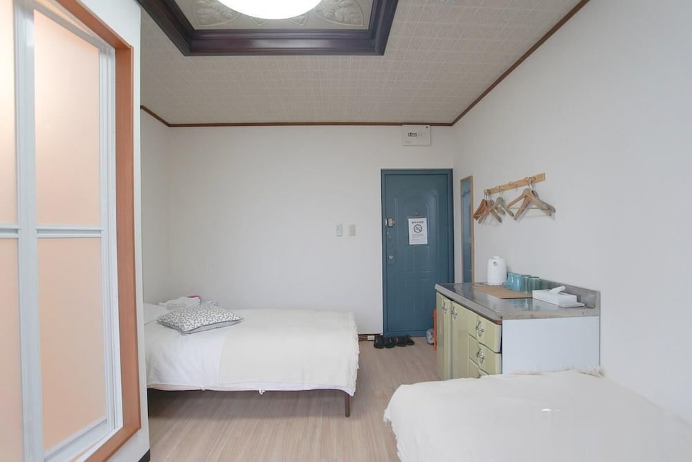 Фото Tsuruhashi UmeHouse