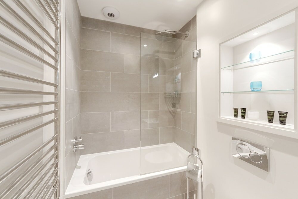 Фото Roomspace Apartments The Quadrant