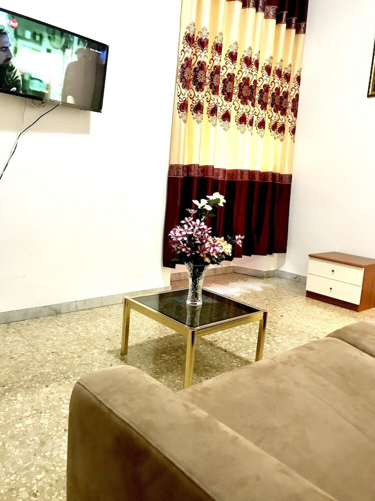 Фото Colosseo & Colle Oppio Charming Apartment