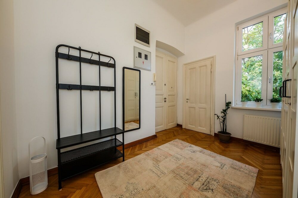Фото Best Luxury apt in Zagreb for 16 ppl