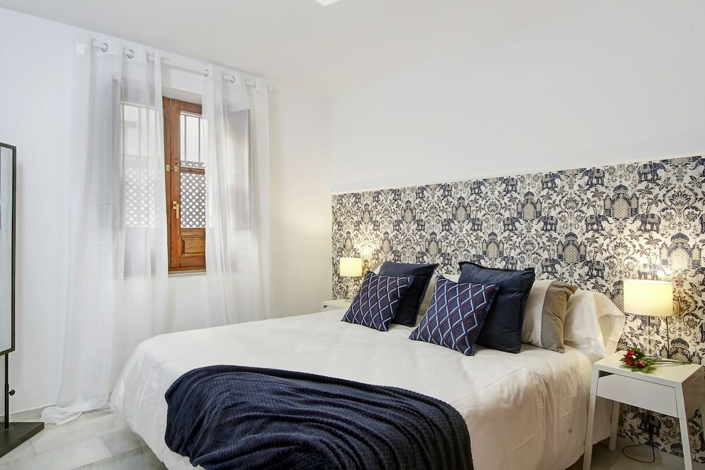 Фото Alhambra Penthouse 2 Private Terraces Parking Free