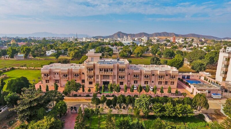 Гостиница Hotel Pushkar Legacy в Пушкаре