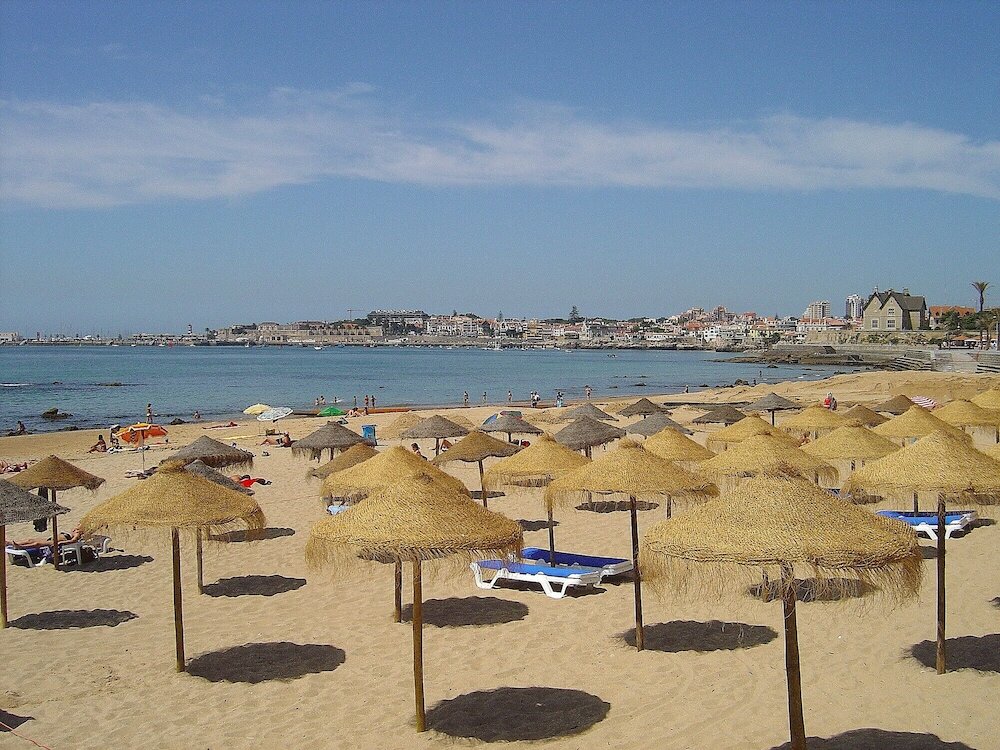 Фото Cushy Apartment with garden in Estoril