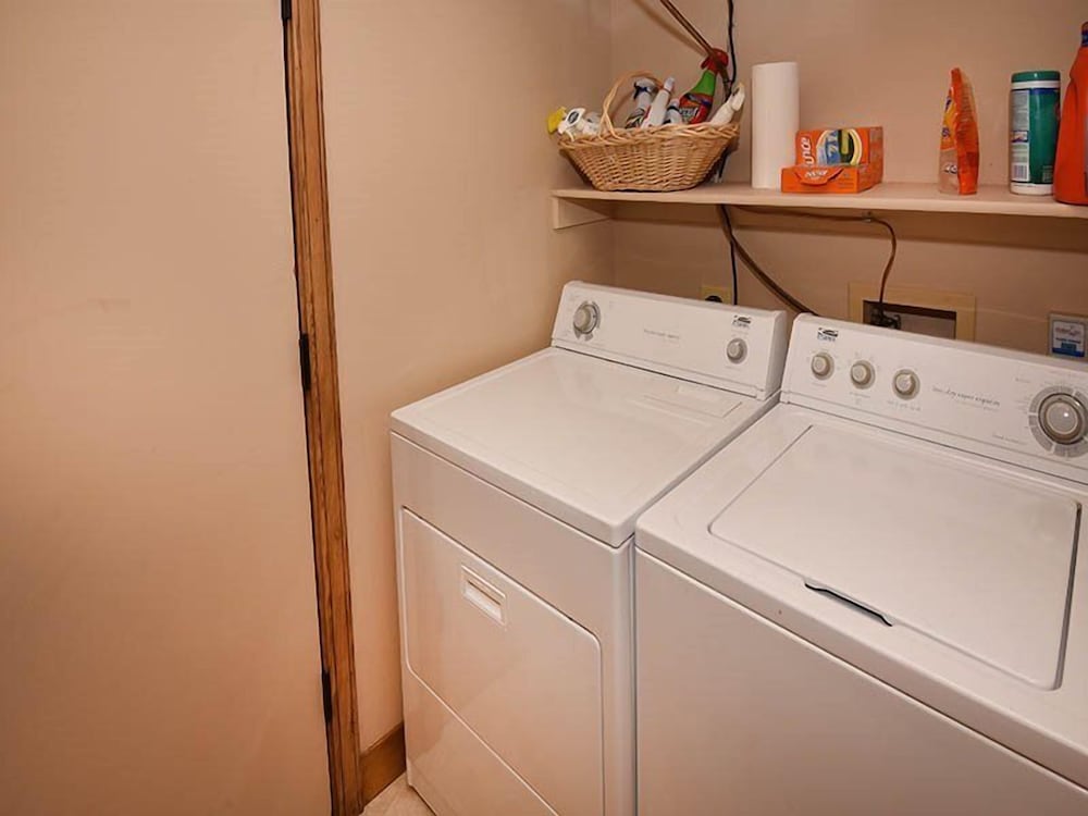 Фото Pines Townhome