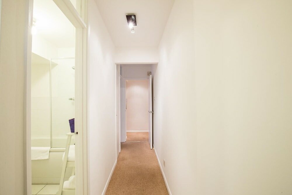 Фото Apton Court