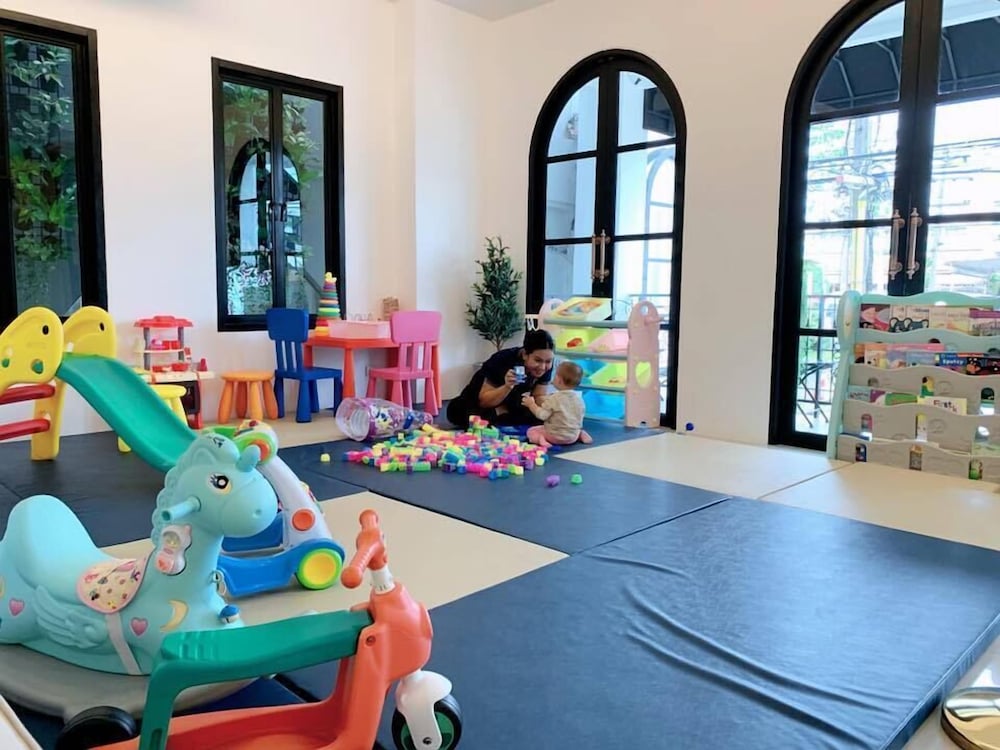 Фото The Seens Hotel