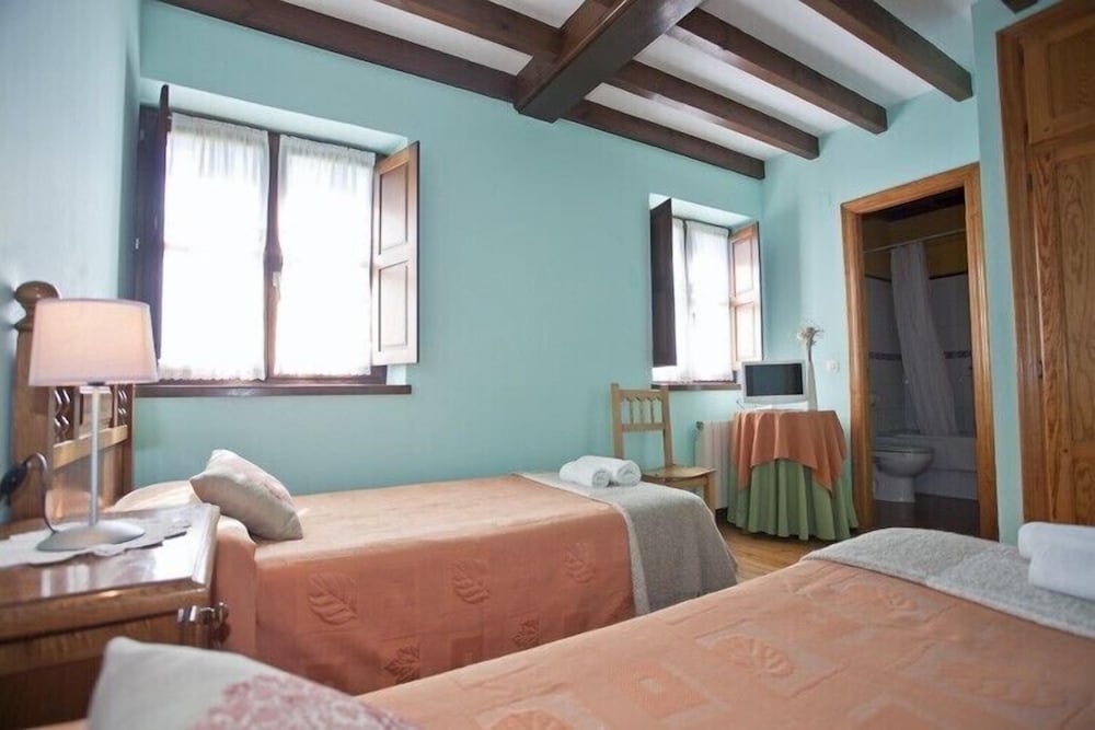 Фото Posada Los Taranos