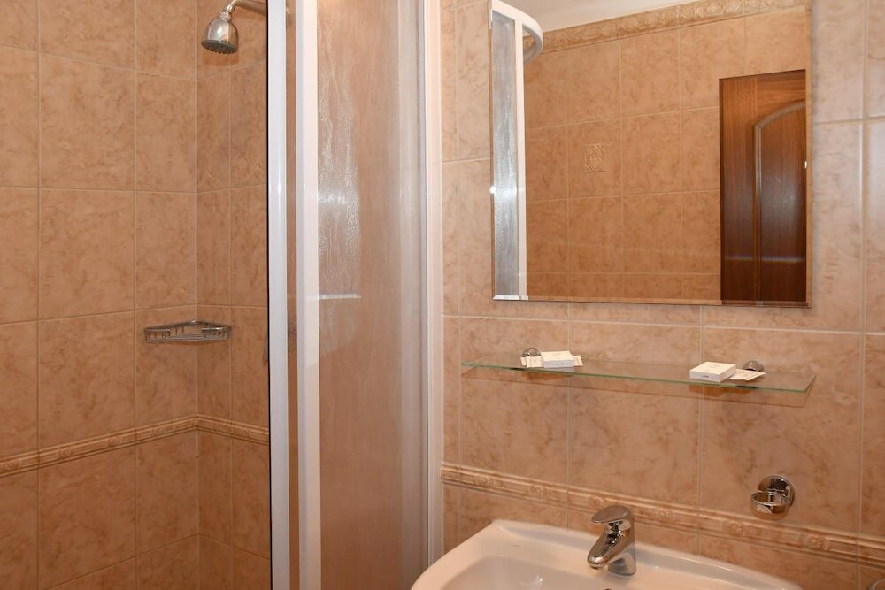 Фото Hotel Buchlovice