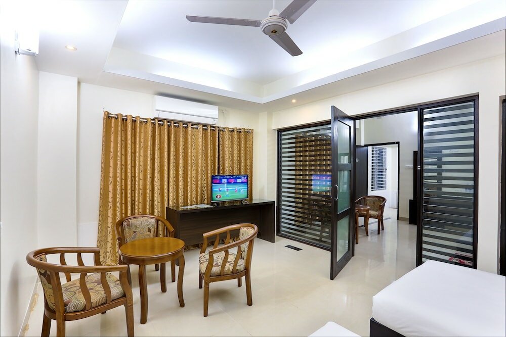 Фото Hotel Holy Gate