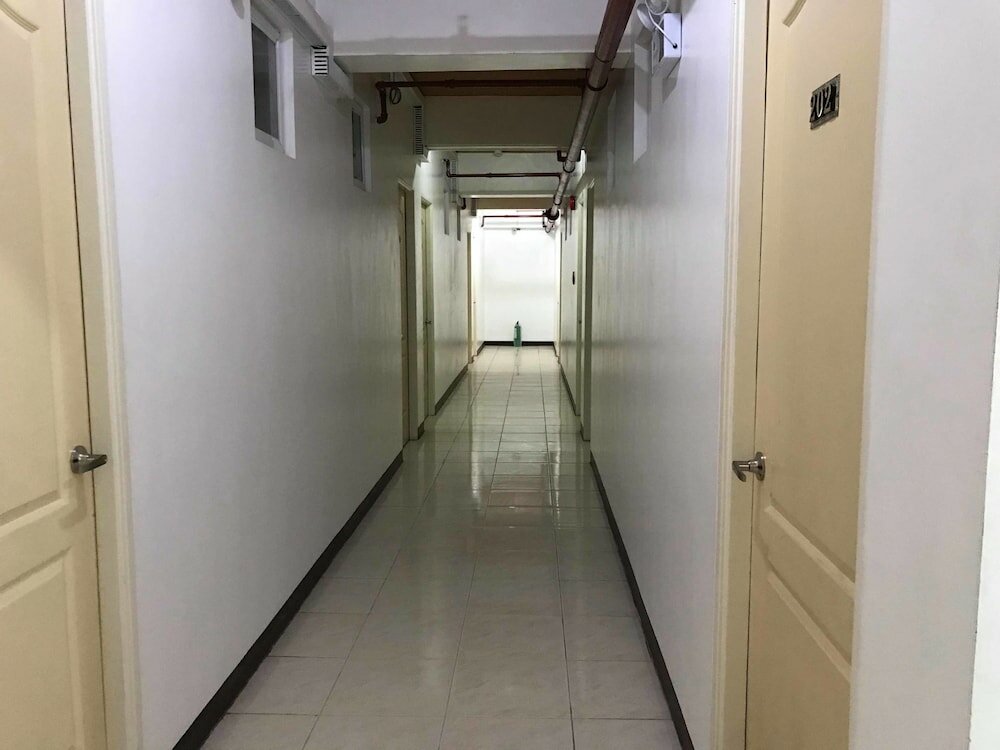 Фото Meaco Royal Hotel - Malabon