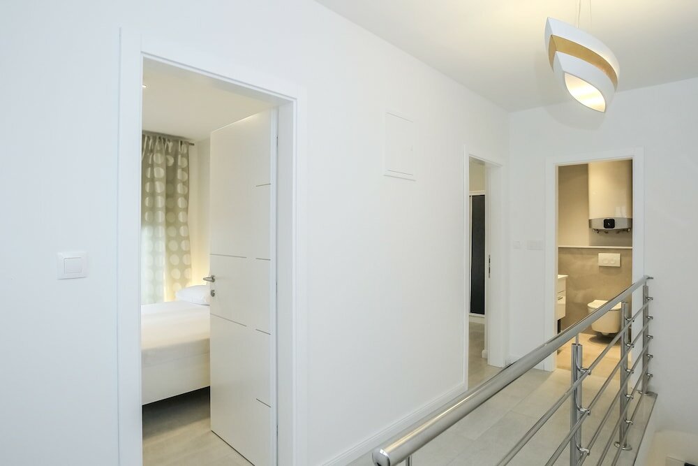 Фото Apartments Tomana