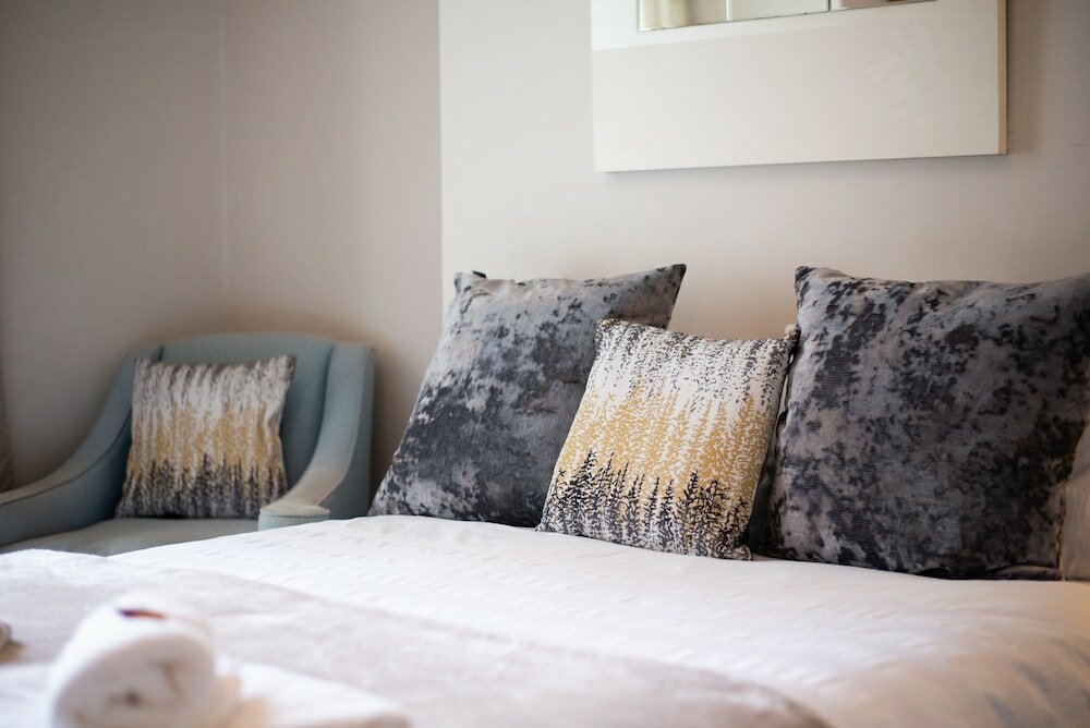 Фото Willows-Cardiff Guest House