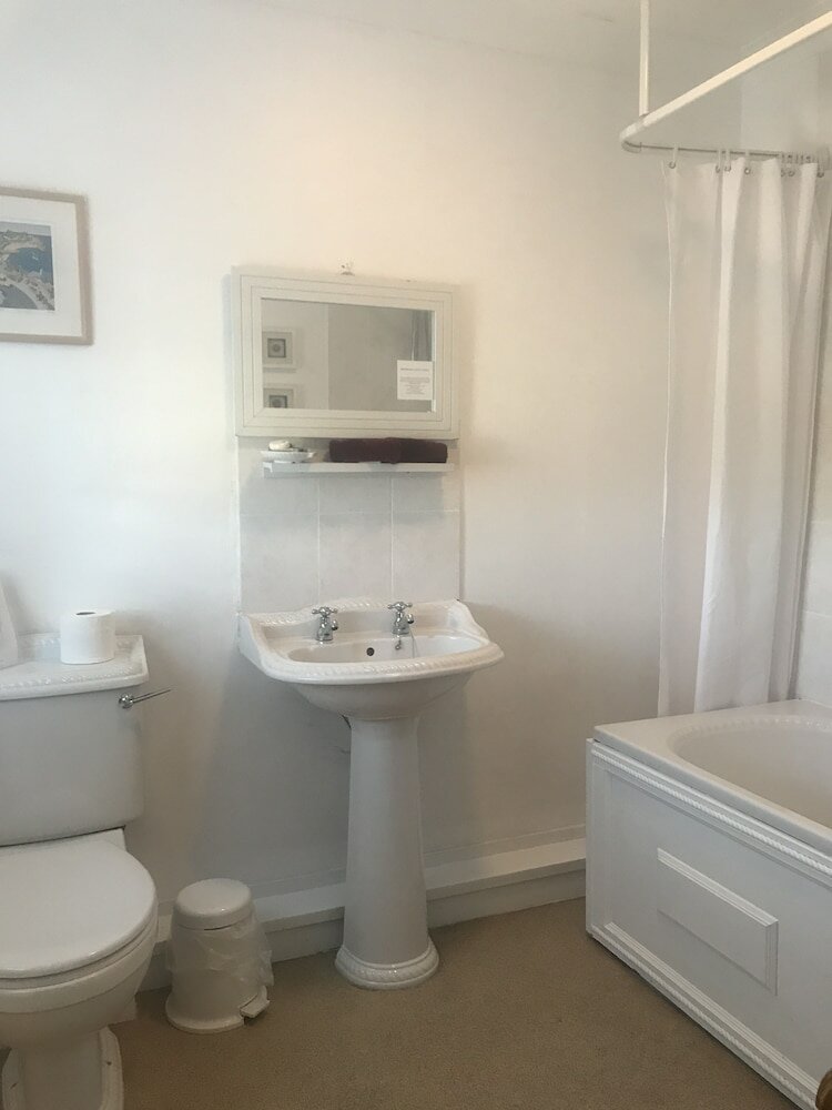 Фото The George Inn