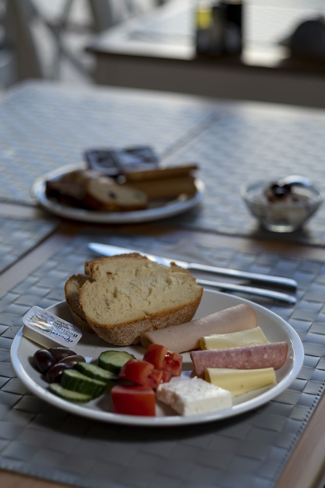 Фото Olympia Hotel