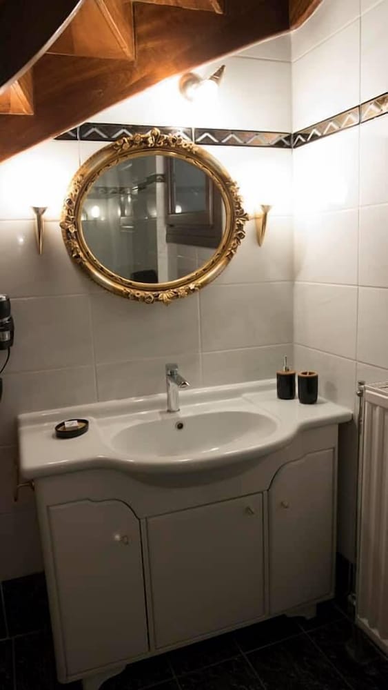 Фото Vintage Suites Trikala