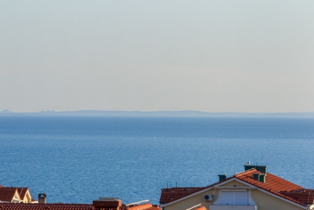 Фото Apartments Tomana