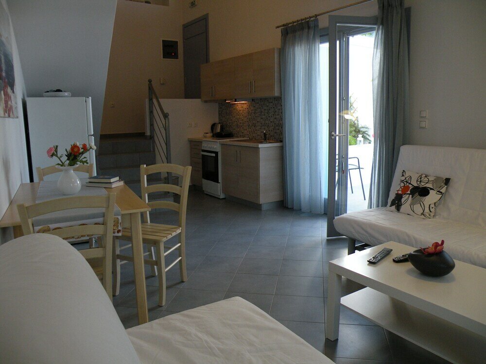 Фото Zathea Apartments