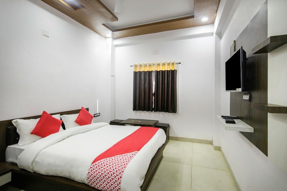 Фото Oyo 25084 Hotel Jai Hind
