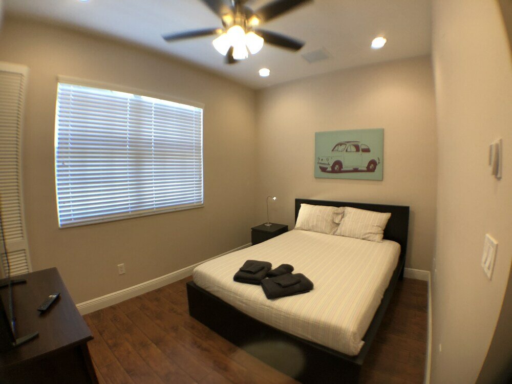 Фото 4br House 219 by Ideal Experience Vr