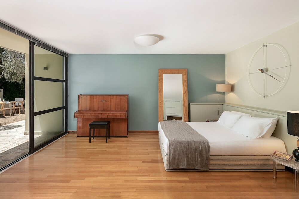 Фото Villa 7 Masterwork Contemporary