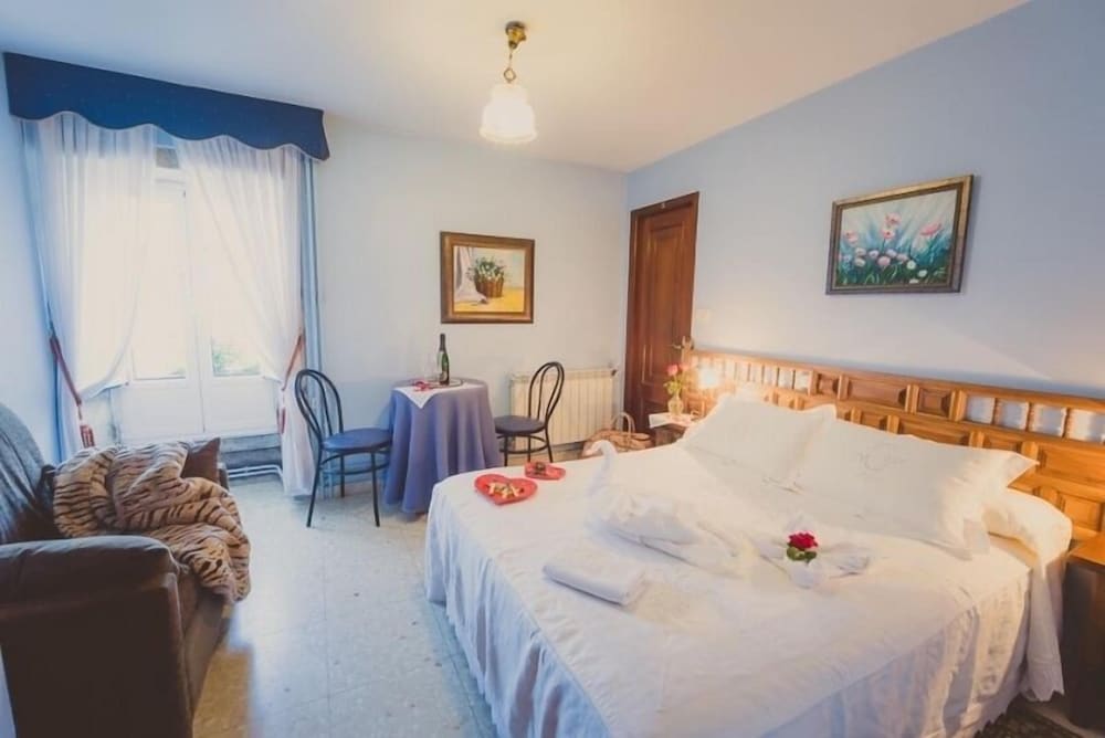 Фото Pensión Pura