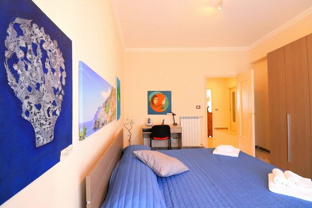 Фото Painter House