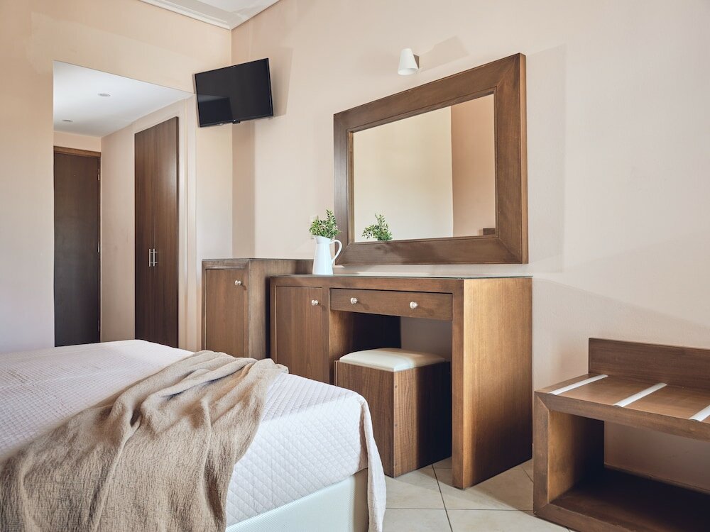 Фото Alkyonis Hotel