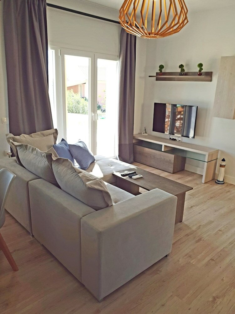 Фото Reiki Luxury Villas