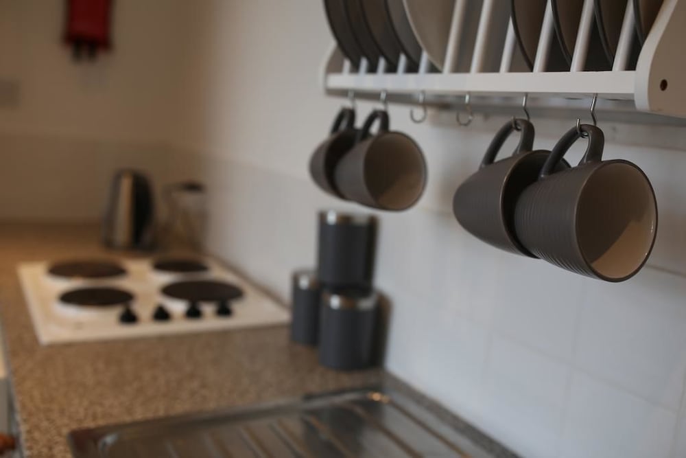 Фото F6 Bath Road Apartment