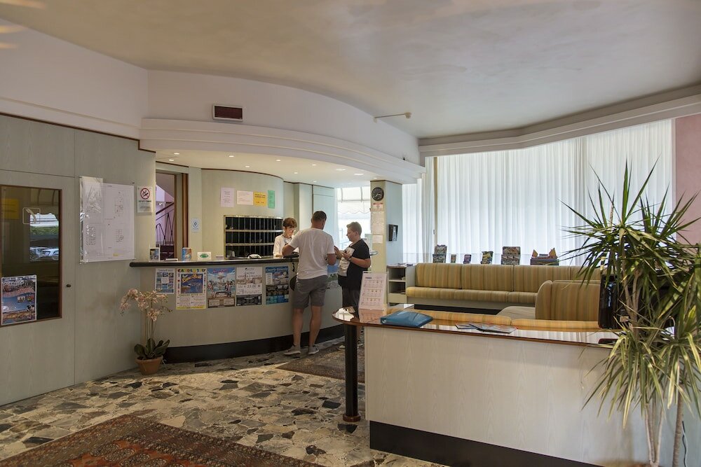 Фото Hotel Touring
