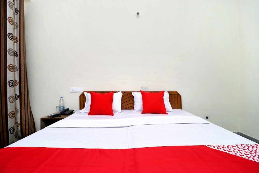 Фото Oyo 29193 Amrit Guest House