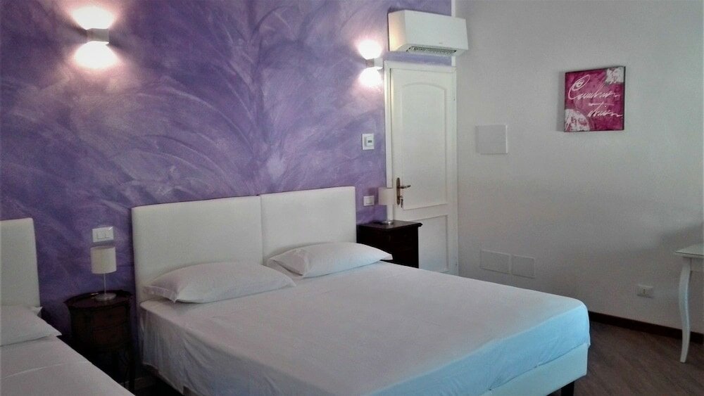 Фото La Bouganville B&b