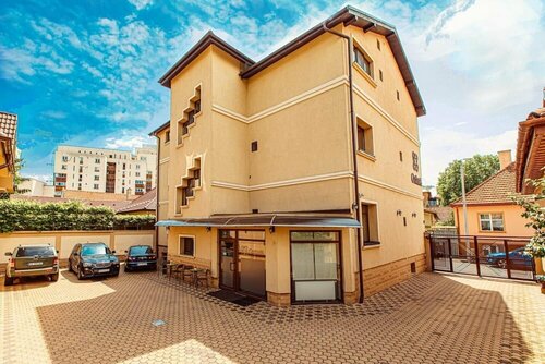 Гостиница 4Cardinal's Hotel Boutique в Брашове