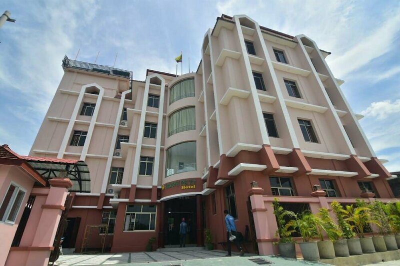 Гостиница Shwe Pe Ti Hotel в Мандалае