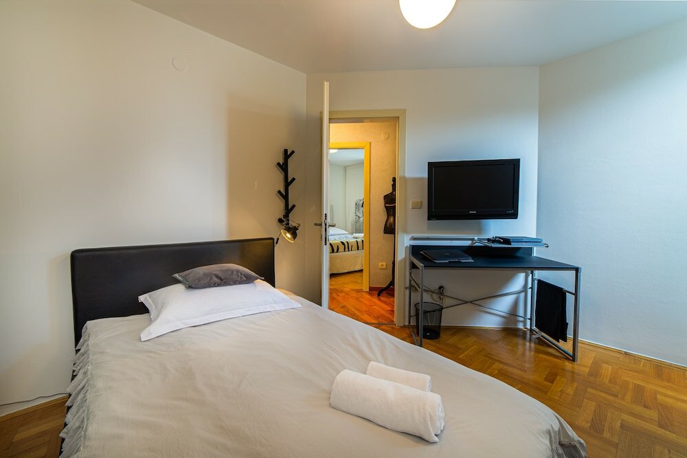 Фото Zen Luxury Apartment