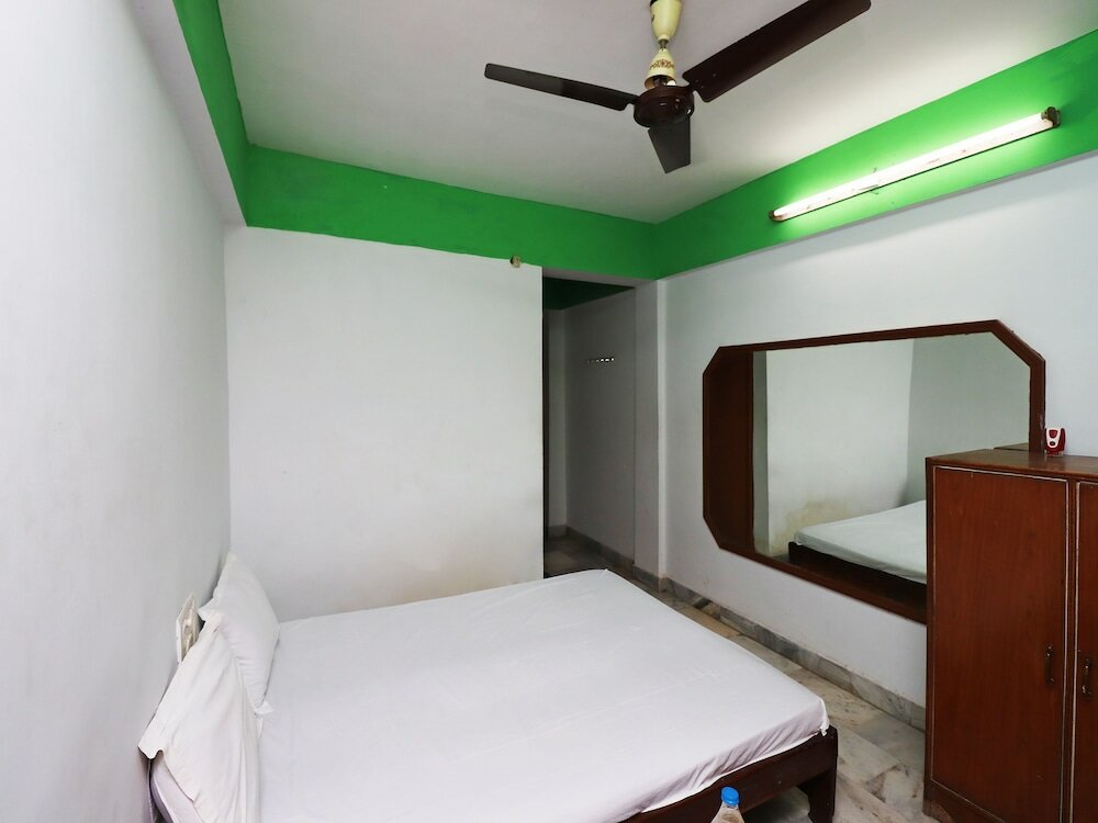 Фото Spot On 43882 Hotel Jeevak International