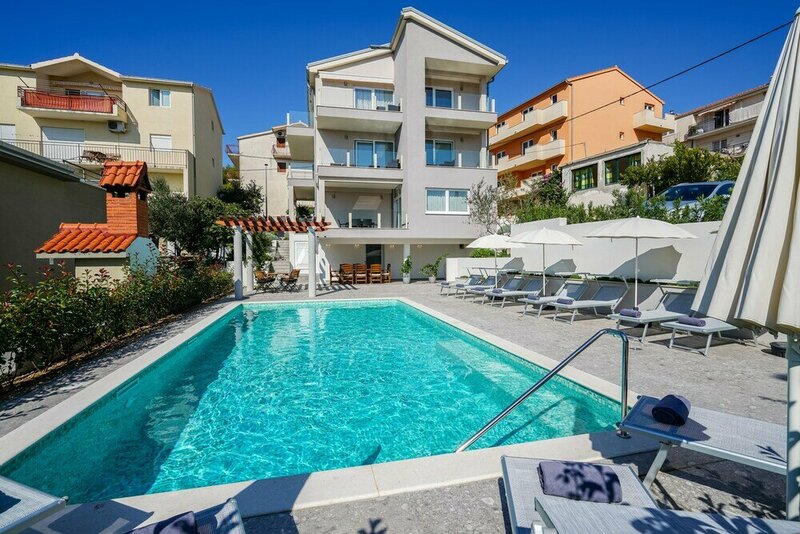 Гостиница Endless Summer Apartments