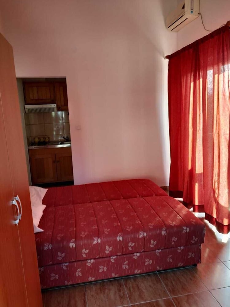 Фото Apartments Lazović