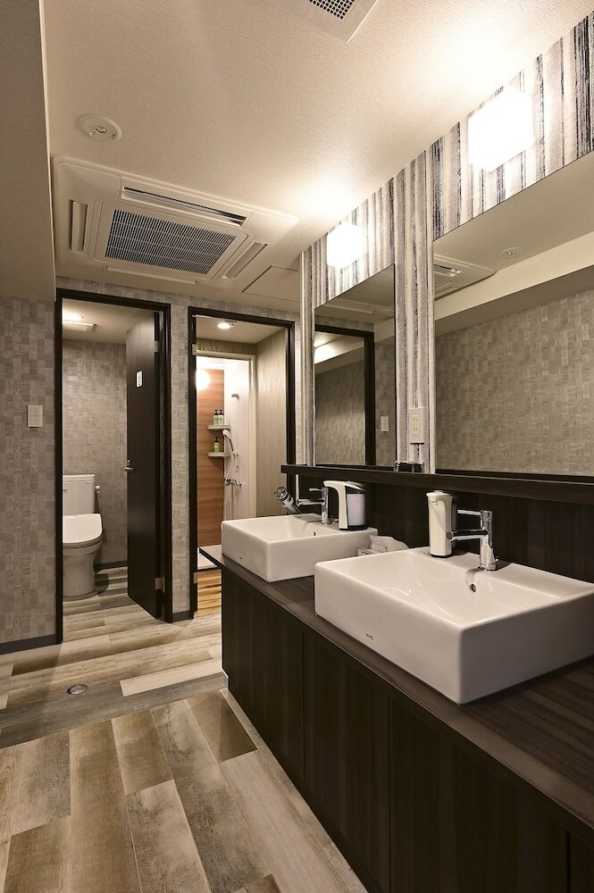 Фото Hotel Tomariya Ueno