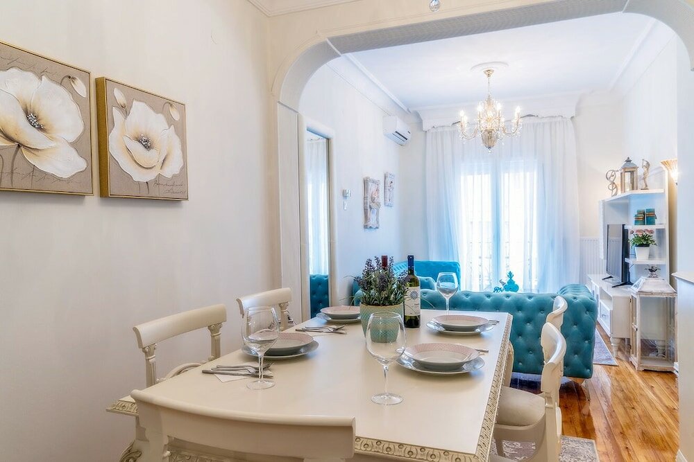 Фото Acropolis Deluxe Apt Must