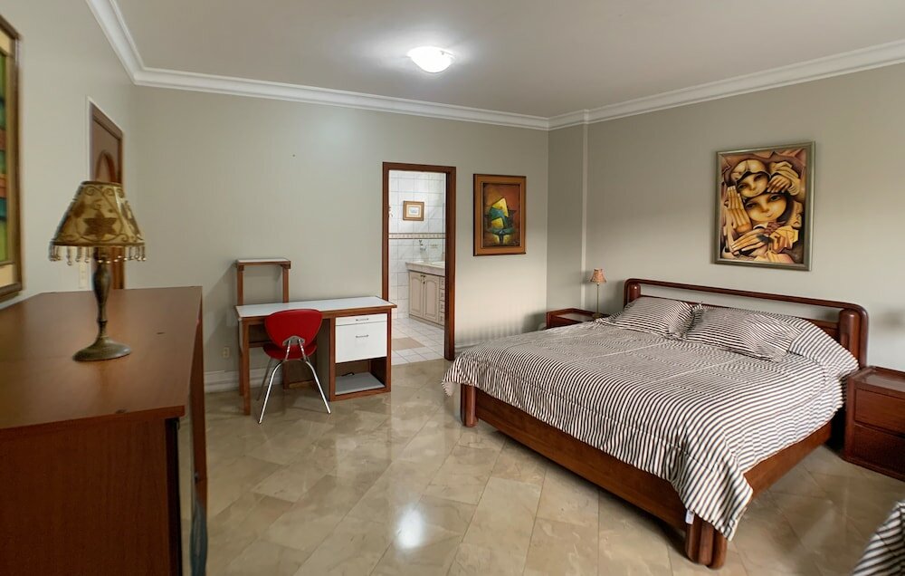 Фото Cesar's House Guayaquil Home Rental