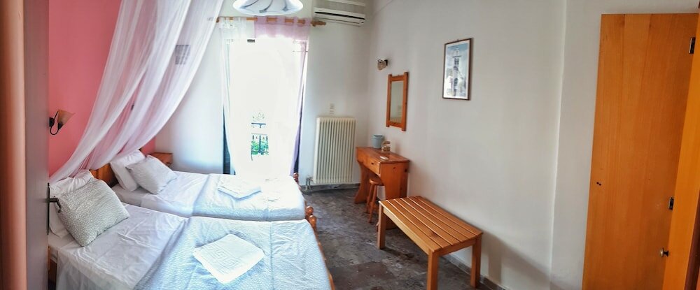 Фото Antzela Apartments