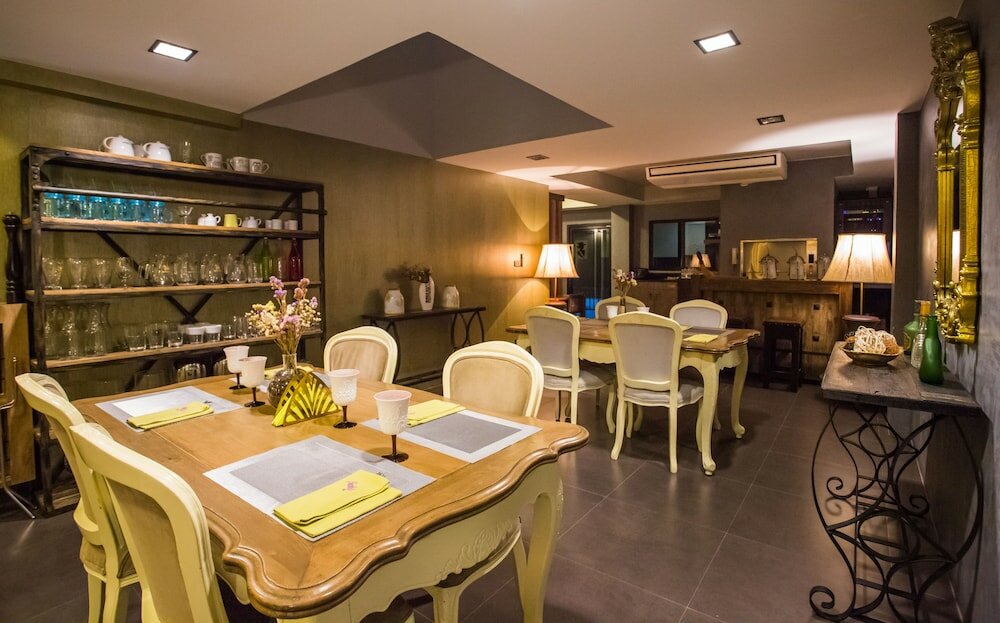 Фото Frankie's Inn