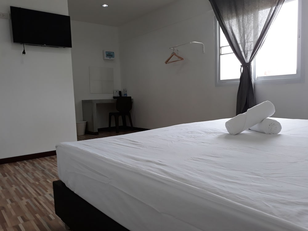 Фото Golden Teak Ville